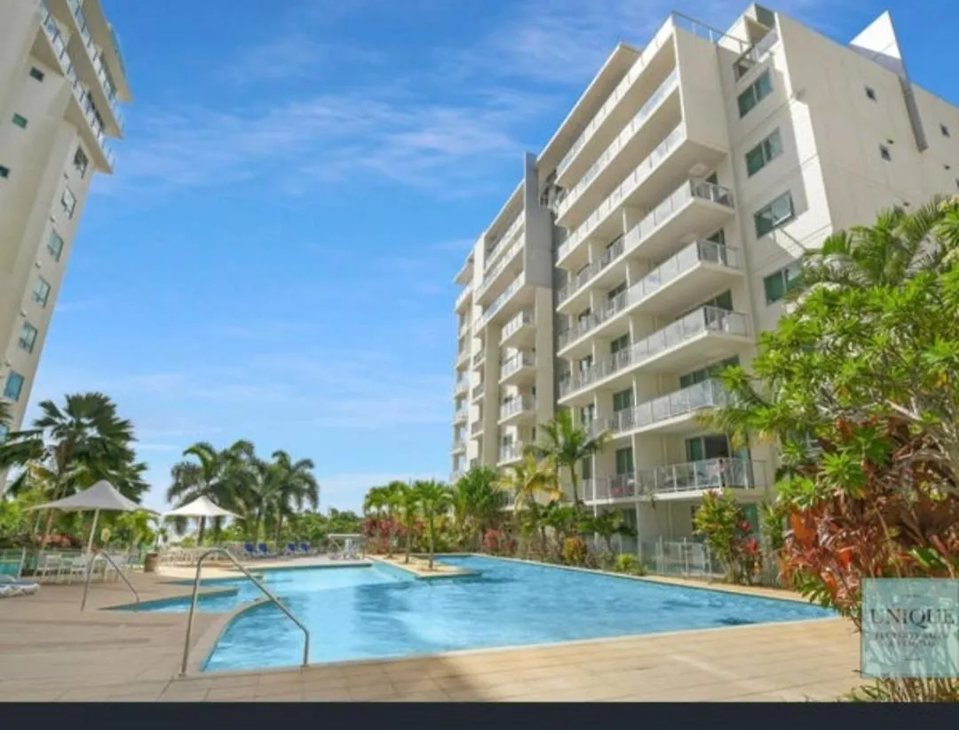 1 Bedroom Apt Ocean View On The Cairns Esplanade